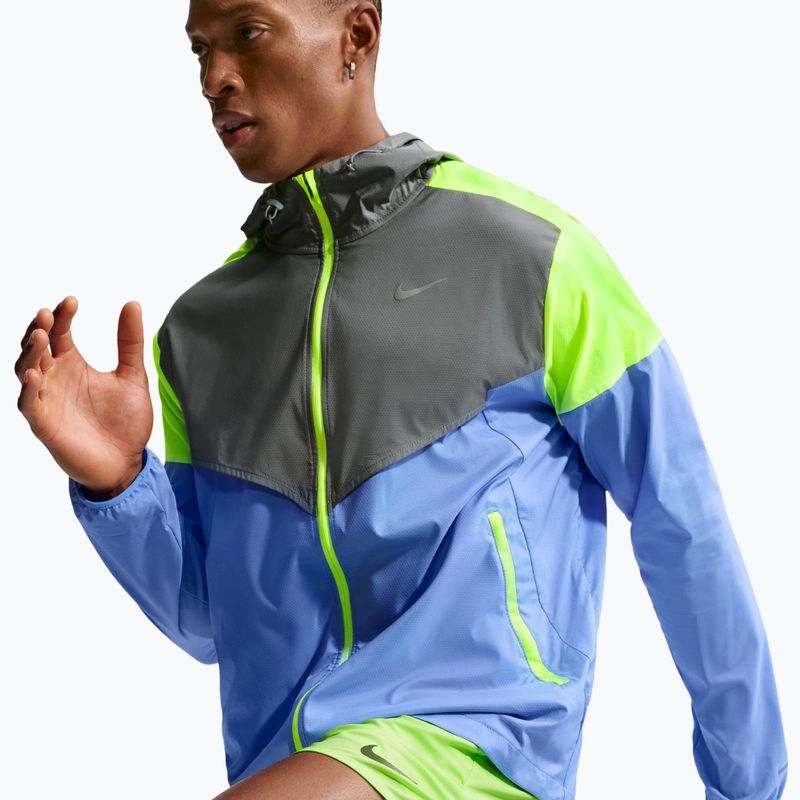 Kurtka do biegania męska Nike Impossibly Light Windrunner royal pulse/smoke grey/volt ice 5