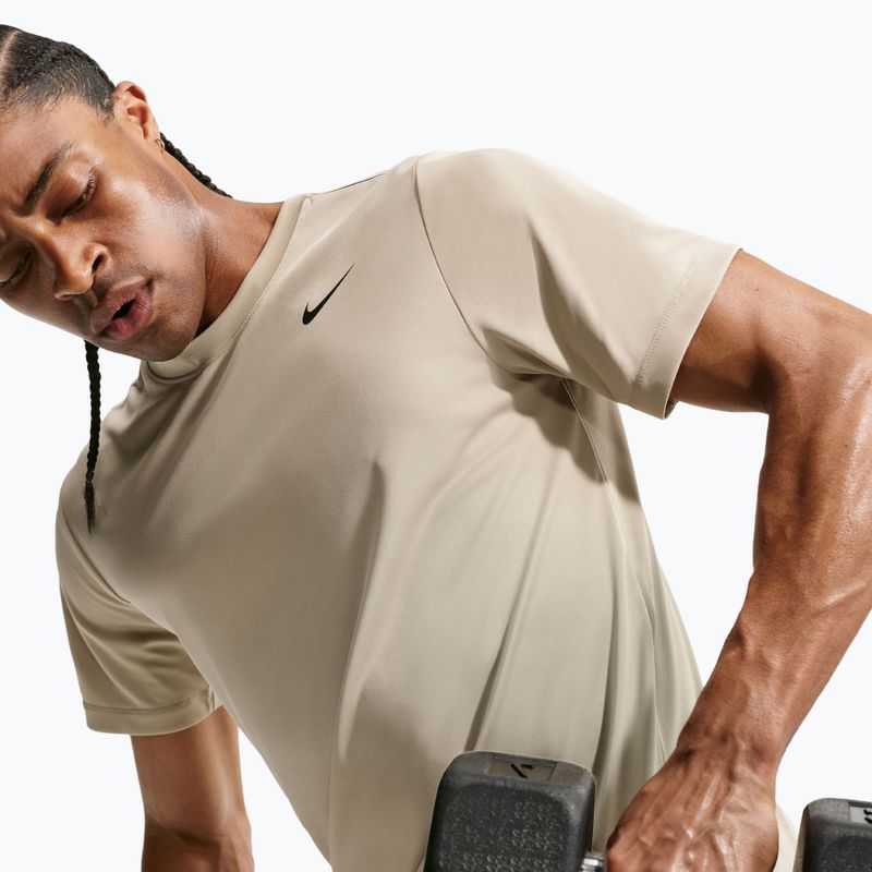 Koszulka treningowa męska Nike Dri-FIT Training T-Shirt desert khaki/black 6