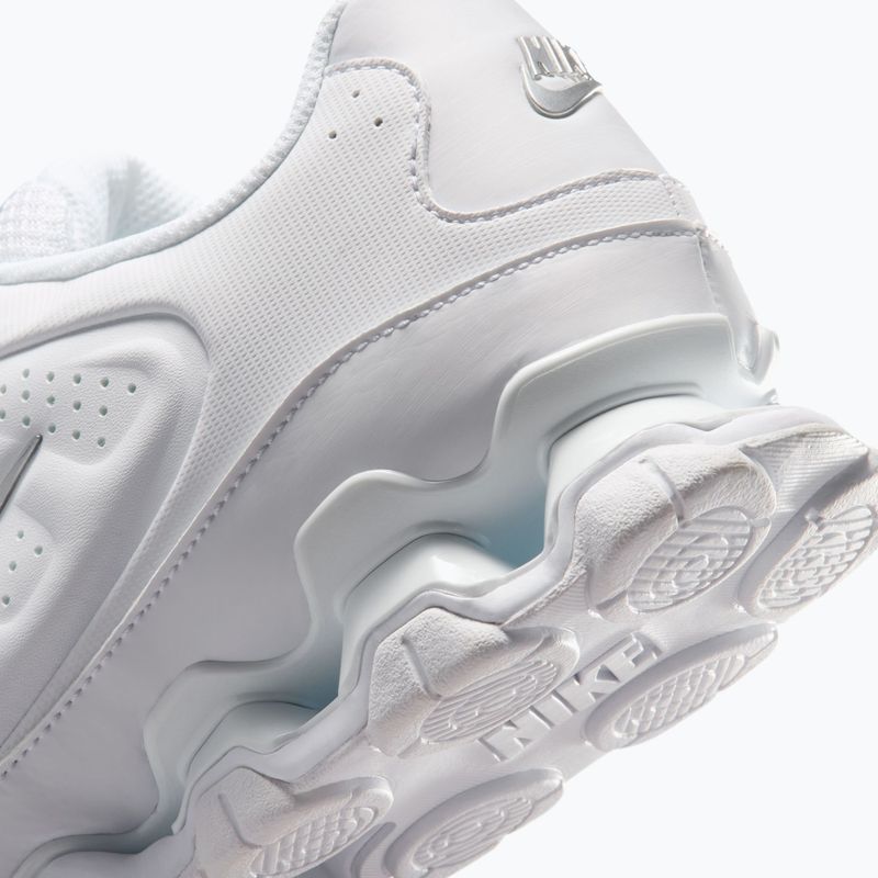 Buty damskie Nike Reax 8 LTR white/pure platinum/metallic silver 4