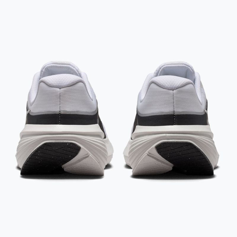 Buty do biegania damskie Nike Downshifter 14 white/summit white/metallic silver 6