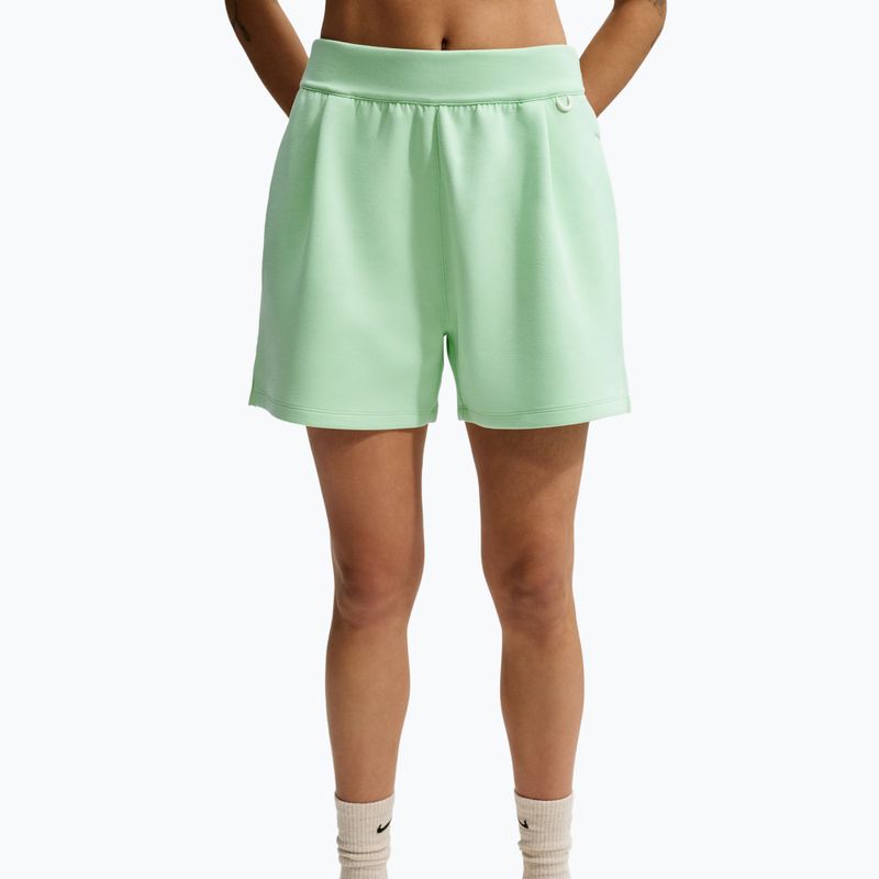 Spodenki treningowe damskie Nike 24.7 ImpossiblySoft cucumber calm/illusion green
