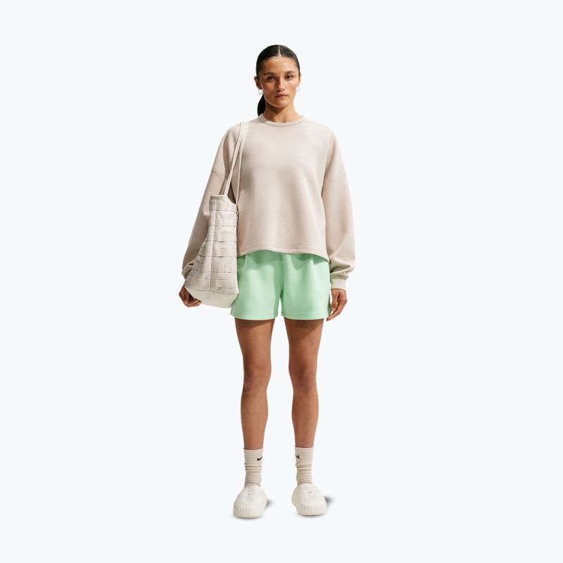 Spodenki treningowe damskie Nike 24.7 ImpossiblySoft cucumber calm/illusion green 2