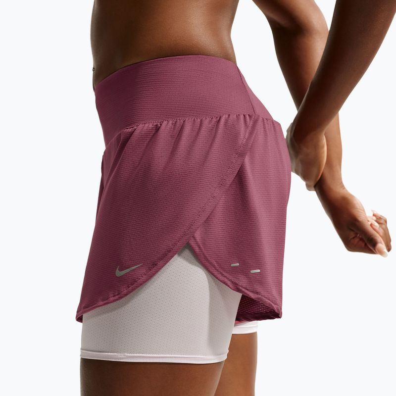Spodenki do biegania damskie Nike Flow pink smoke 5