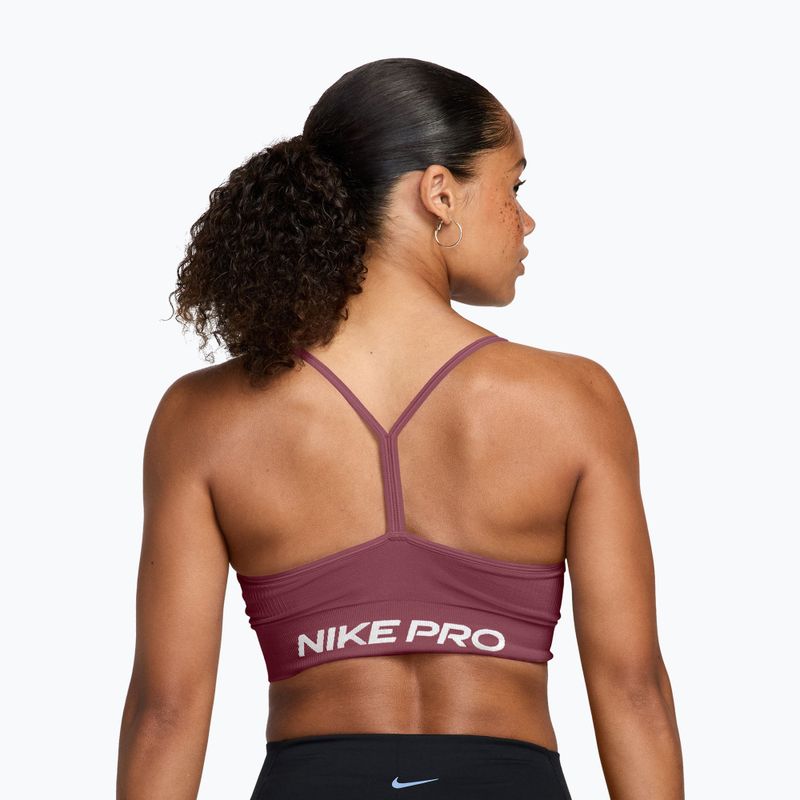 Biustonosz treningowy Nike Pro Seamless pink smoke/white 2