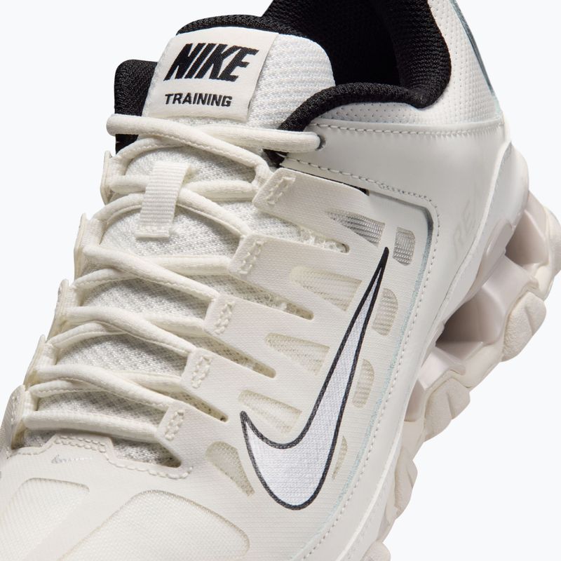 Buty treningowe damskie Nike Reax 8 TR sail/phantom/black/metallic silver 5