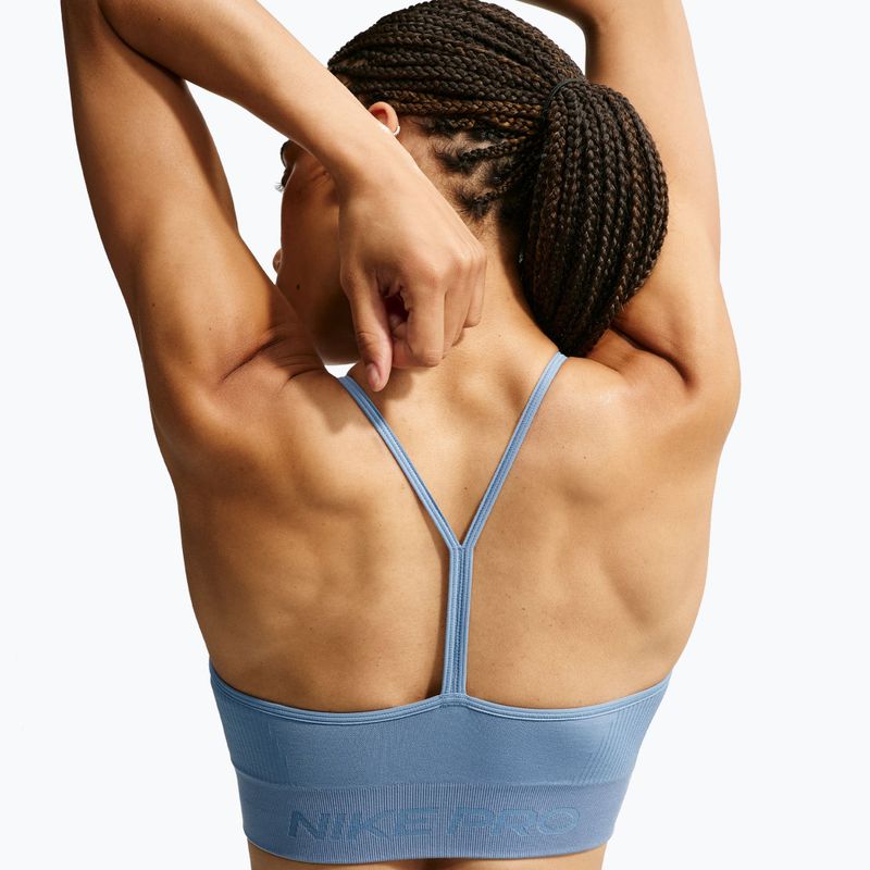 Biustonosz treningowy Nike Pro Seamless work blue 4