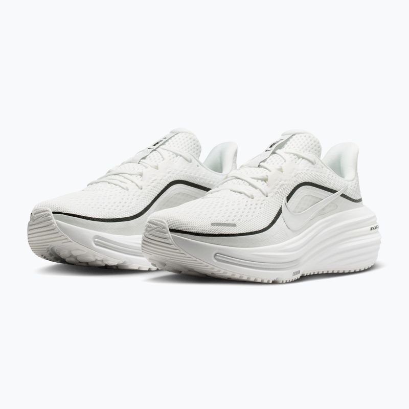 Buty do biegania damskie Nike Winflo 12 summit white/black/metallic silver 3