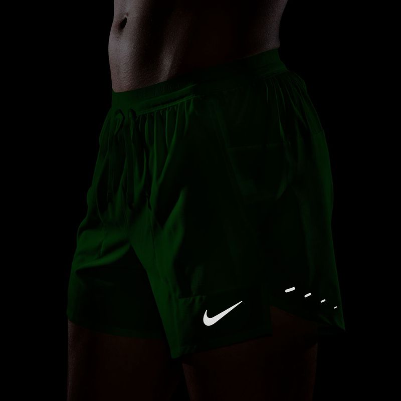 Spodenki męskie Nike Stride Dri-Fit Brief-Lined 5" green spark 7