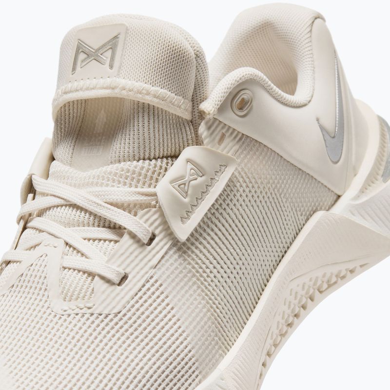 Buty treningowe damskie Nike Metcon 10 light orewood brown/phantom/metallic silver 6