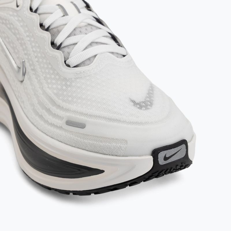 Buty do biegania damskie Nike Vomero Plus summit white/sail/metallic silver 7