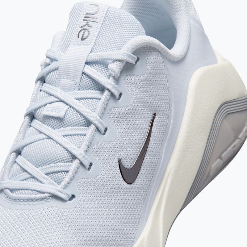 Buty treningowe damskie Nike Bella 7 football grey/sail/metallic cool grey 5