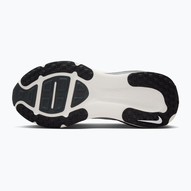 Buty do biegania damskie Nike Vomero 18 summit white/sail/metallic silver 3