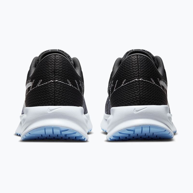 Buty do biegania damskie Nike Run Defy dark smoke grey/aluminum/white 6