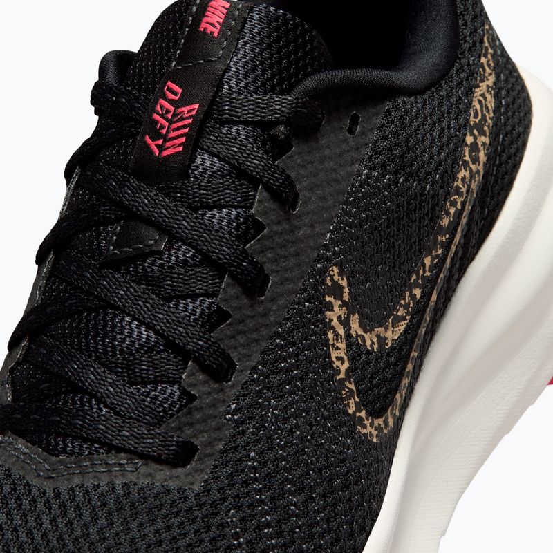 Buty do biegania damskie Nike Run Defy black/sail/anthracite/british khaki 4