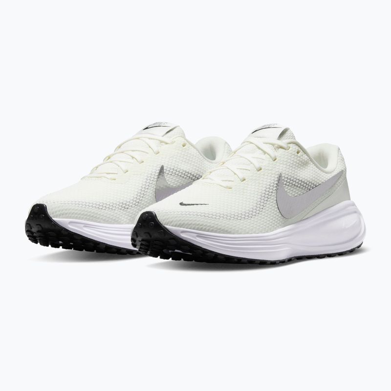 Buty do biegania damskie Nike Revolution 8 sail/white/black/metallic silver 3