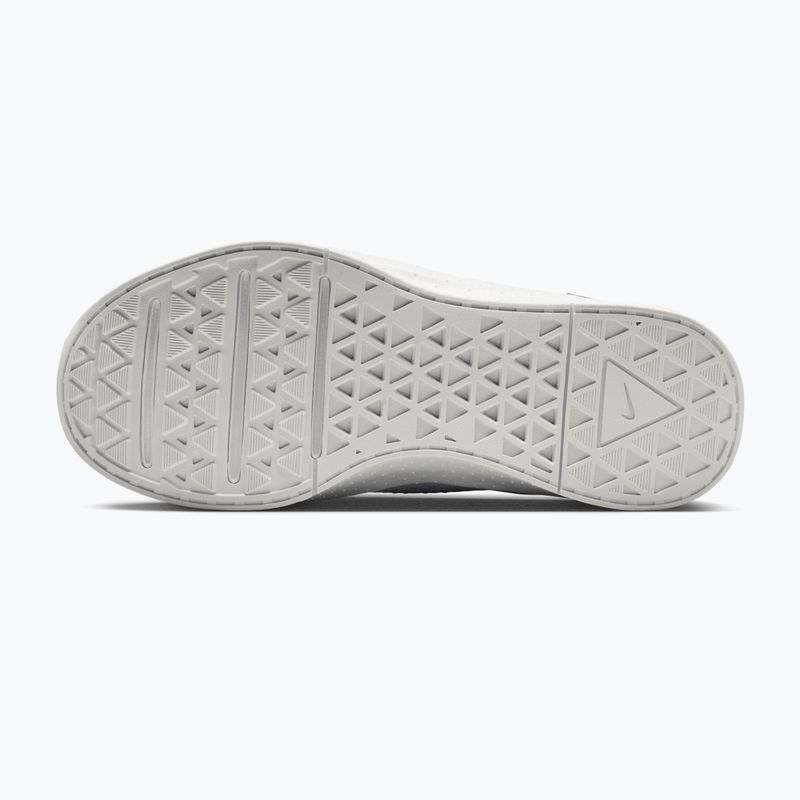 Buty treningowe damskie Nike MC Trainer 4 football grey/aluminum/off white/black 6