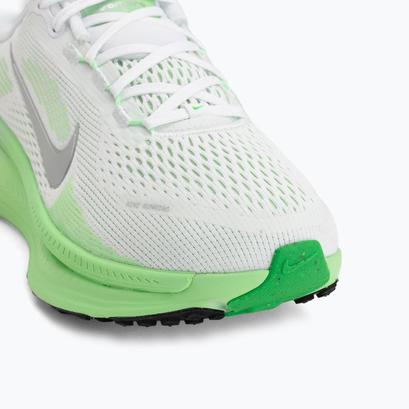 Buty do biegania damskie Nike Vomero 18 white/illusion green/metallic silver 7
