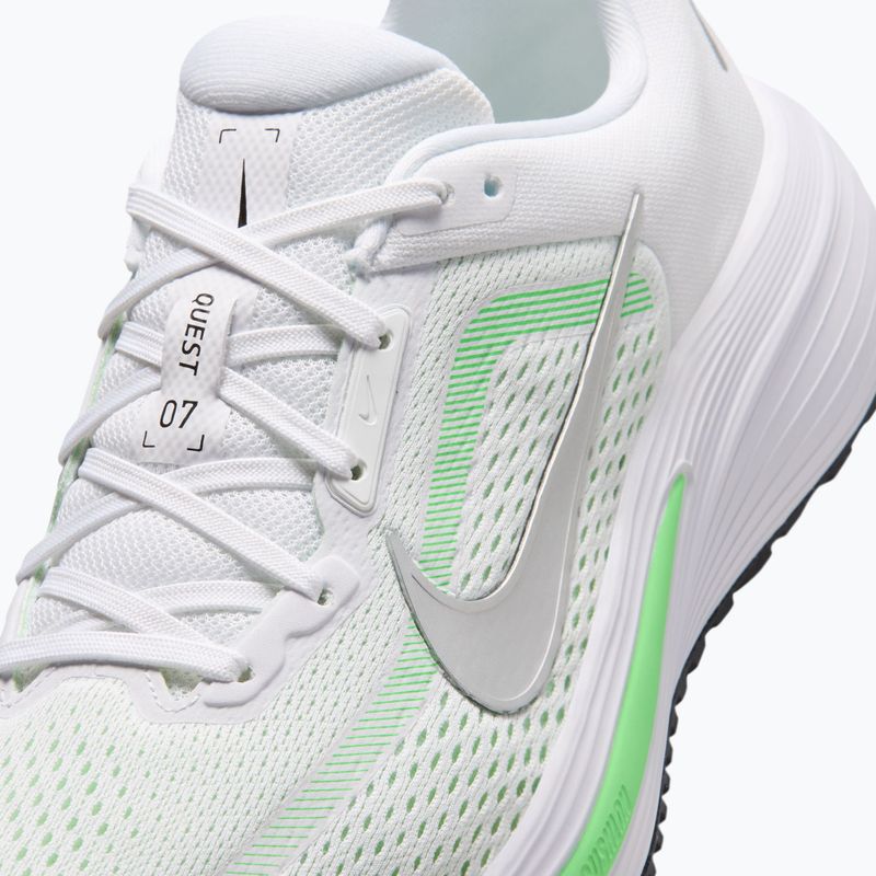 Buty do biegania damskie Nike Quest 7 white/illusion green/metallic silver 7