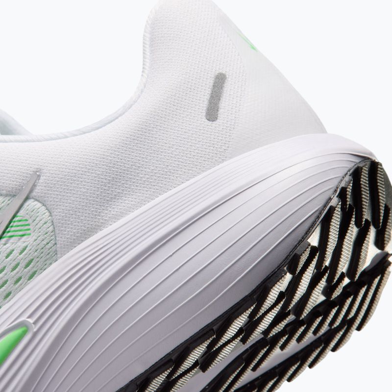 Buty do biegania damskie Nike Quest 7 white/illusion green/metallic silver 8