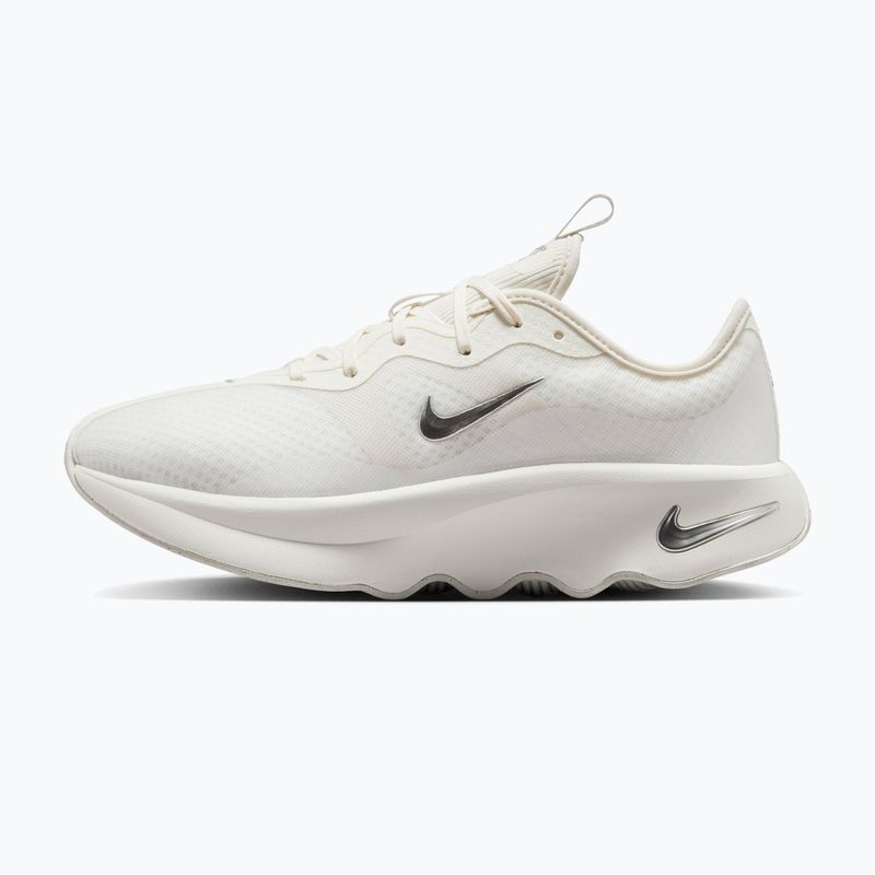 Buty damskie Nike Motiva 2 summit white/phantom/metallic silver 2