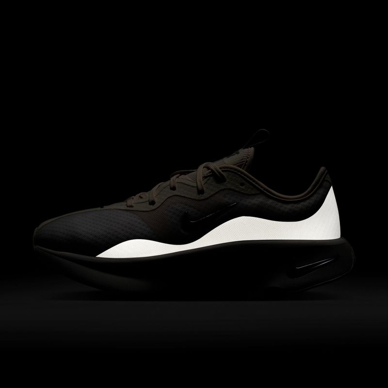Buty damskie Nike Motiva 2 summit white/phantom/metallic silver 9