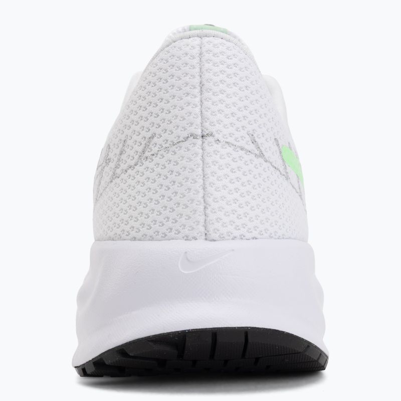 Buty do biegania damskie Nike Run Defy white/cucumber calm/black/illusion green 6