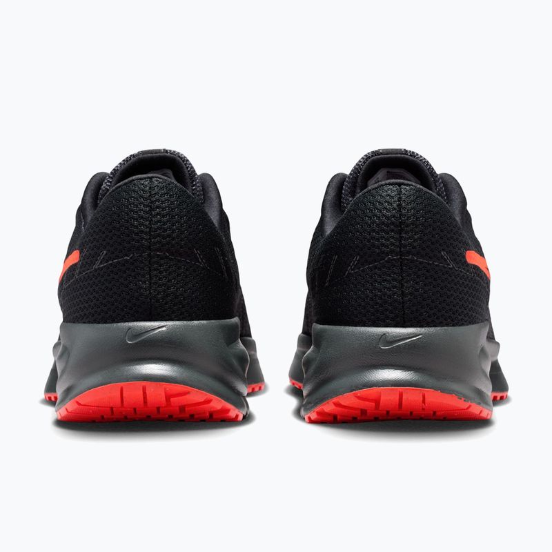 Buty do biegania męskie Nike Run Defy black/anthracite/bright crimson 6