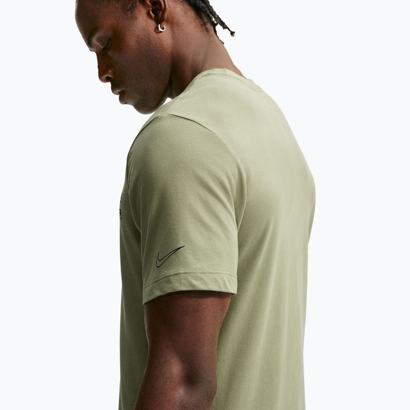 Koszulka treningowa męska Nike Dri-FIT Training T-Shirt dusty olive/black 4