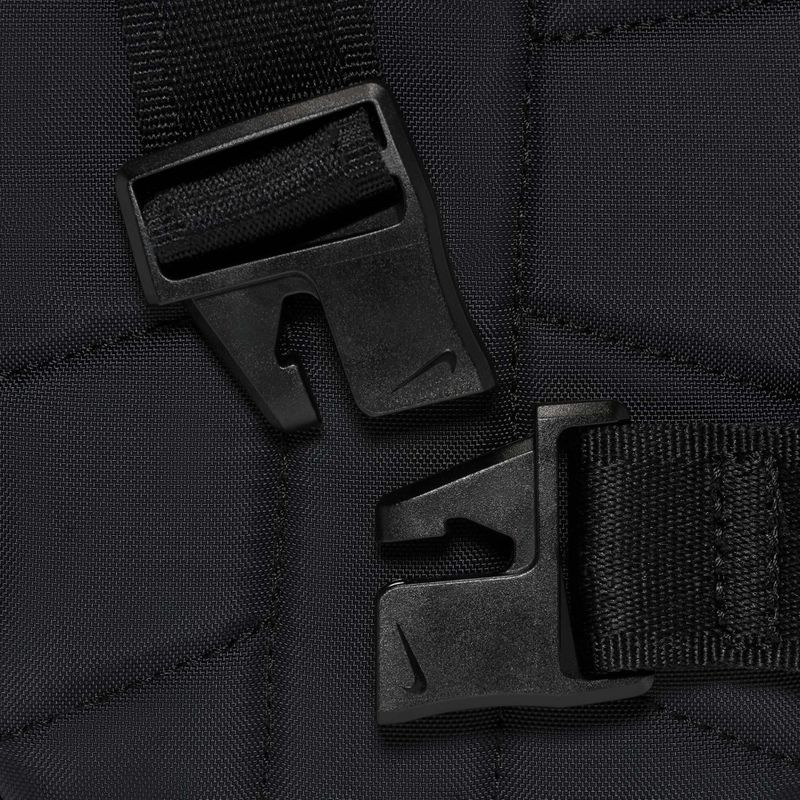 Saszetka Nike Tech Commute 1 l black/black/reflect silver 6