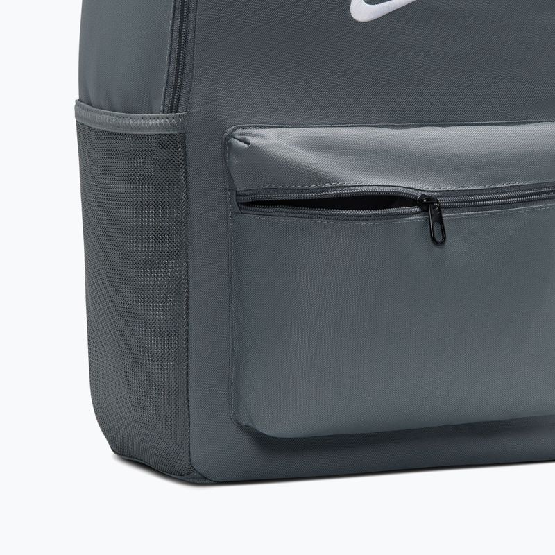 Plecak miejski Nike Heritage 23 l smoke grey/smoke grey/white 5