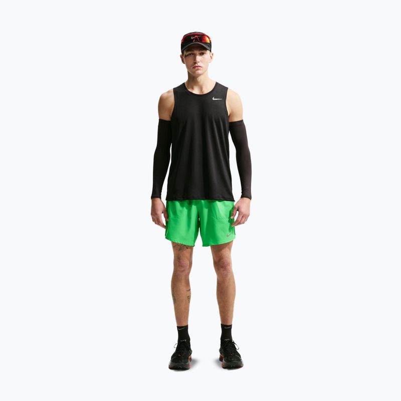 Spodenki do biegania męskie Nike Stride Dri-Fit Brief-Lined 7" green spark 2