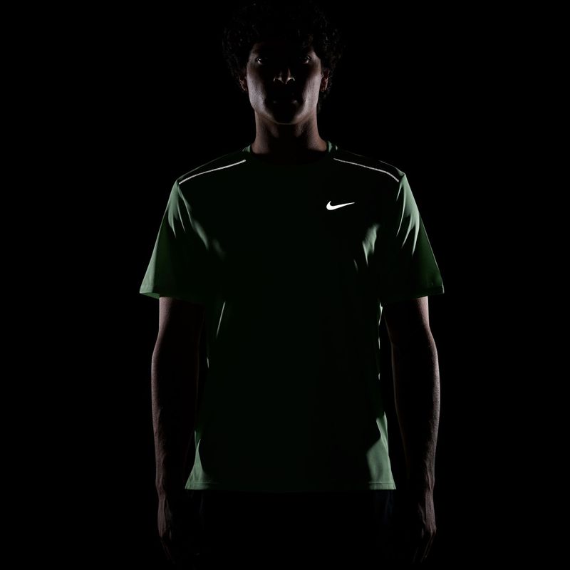 Koszulka do biegania męska Nike Miler Dri-Fit UV illusion green 7