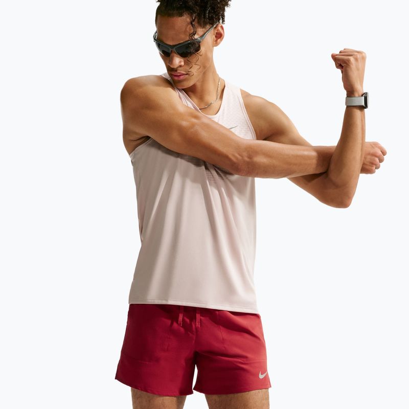 Spodenki męskie Nike Stride Dri-Fit Brief-Lined 5" tough red 4