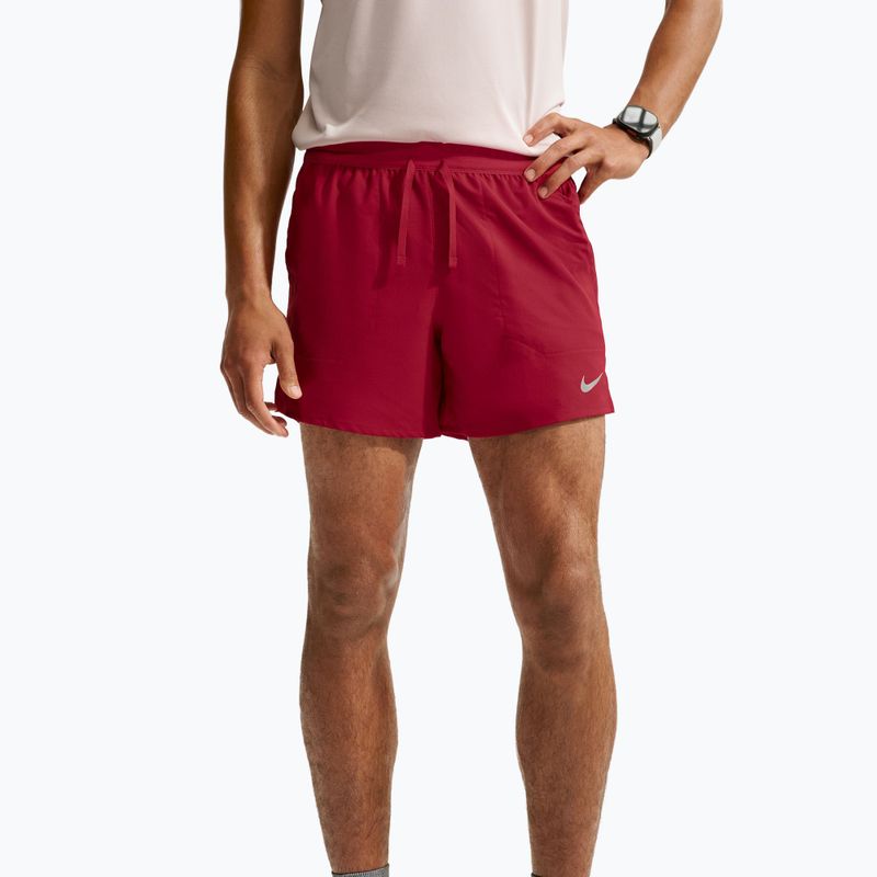 Spodenki męskie Nike Stride Dri-Fit Brief-Lined 5" tough red 5