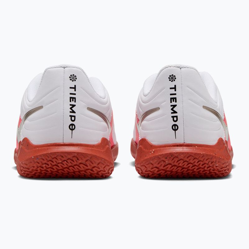 Buty piłkarskie dziecięce Nike Jr. Tiempo Maestro Club white/bright crimson/blur 7