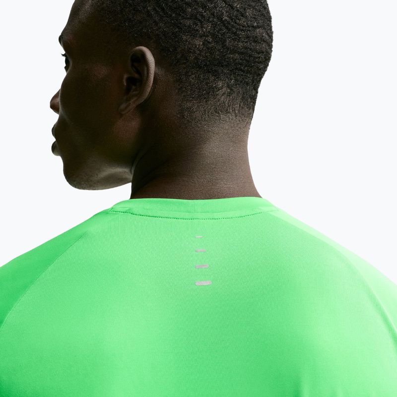 Koszulka do biegania męska Nike Stride green spark 5
