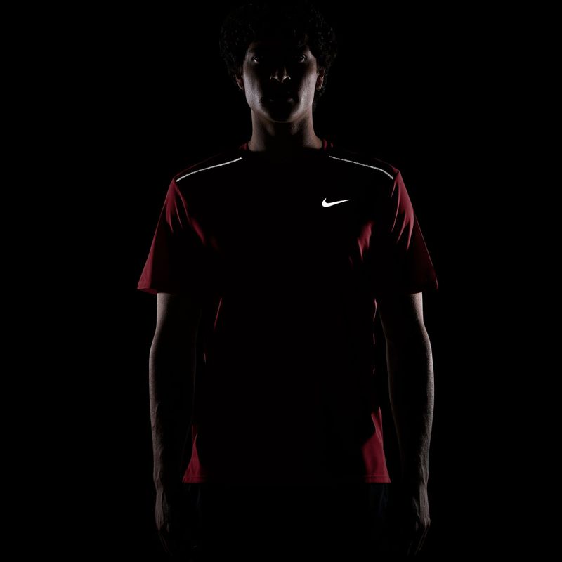 Koszulka do biegania męska Nike Miler Dri-Fit UV tough red/mystic dates 7