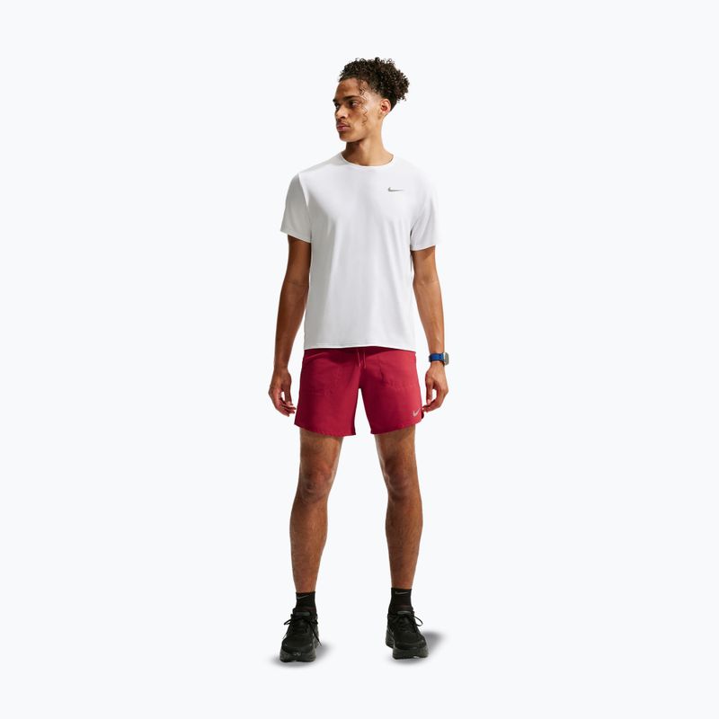 Spodenki do biegania męskie Nike Stride Dri-Fit 2in1 7" tough red 2