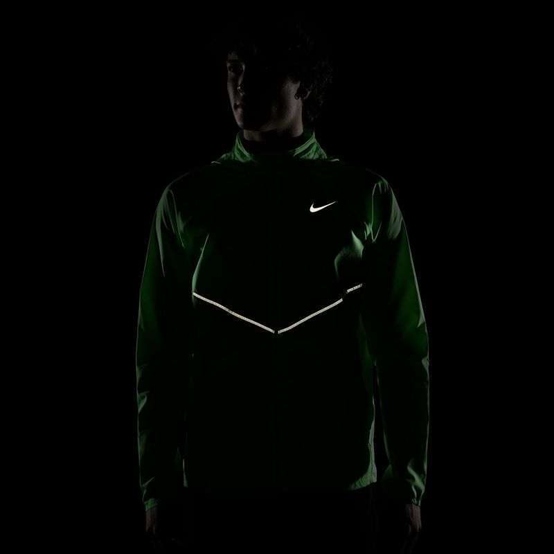 Kurtka do biegania męska Nike Miler illusion green 4