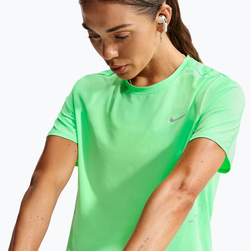 Koszulka do biegania damska Nike Swift Dri-Fit illusion green 6