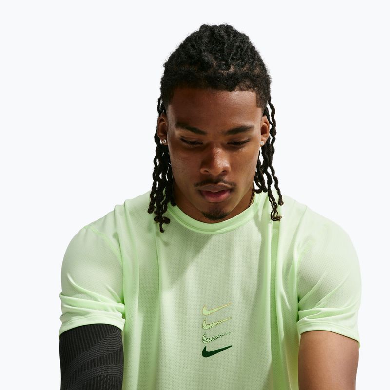 Koszulka do biegania męska Nike Dri-Fit Running Top barely volt 5