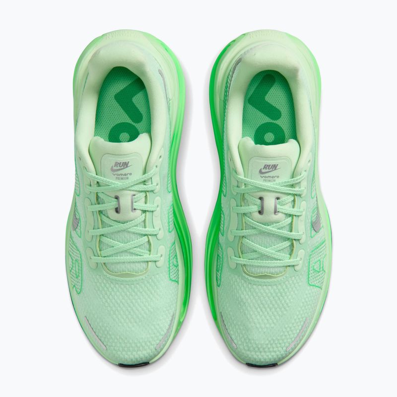 Buty do biegania damskie Nike Vomero Premium cucumber calm/metallic silver 5