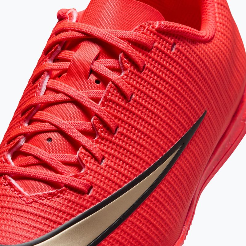Buty piłkarskie dziecięce Nike Jr. Mercurial Vapor 17 Club bright crimson/blur 5