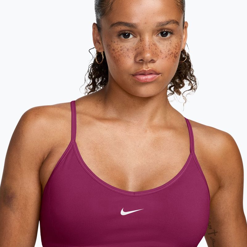 Biustonosz treningowy Nike Pro Seamless Light Support true berry/white 3