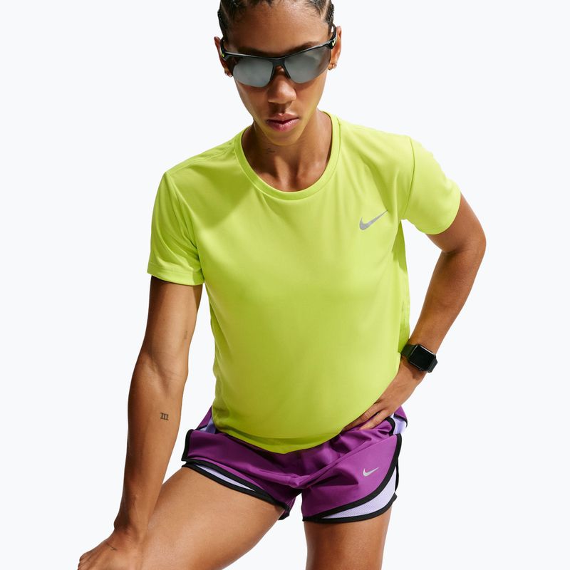 Spodenki do biegania damskie Nike Tempo Dri-Fit Mid-Rise bold berry/purple pulse 5