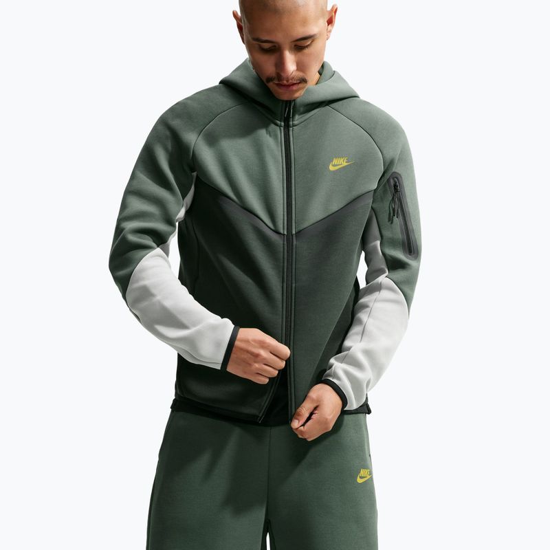 Bluza męska Nike Tech Windrunner Full Zip camo green/black spruce/chrome yellow 4