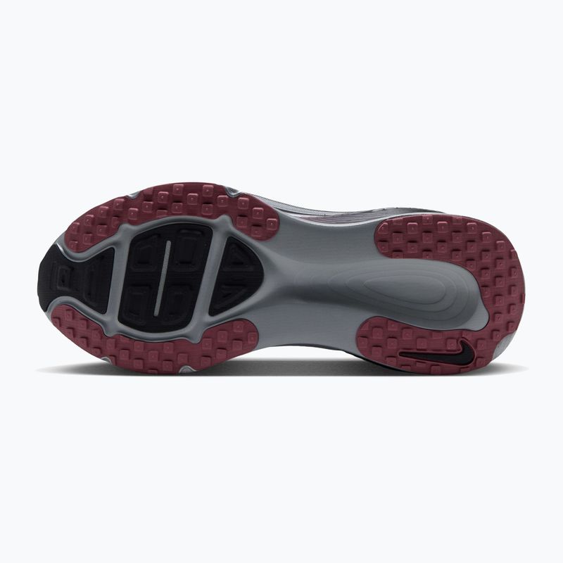 Buty do biegania damskie Nike Vomero 18 vast grey/metallic silver/black 4