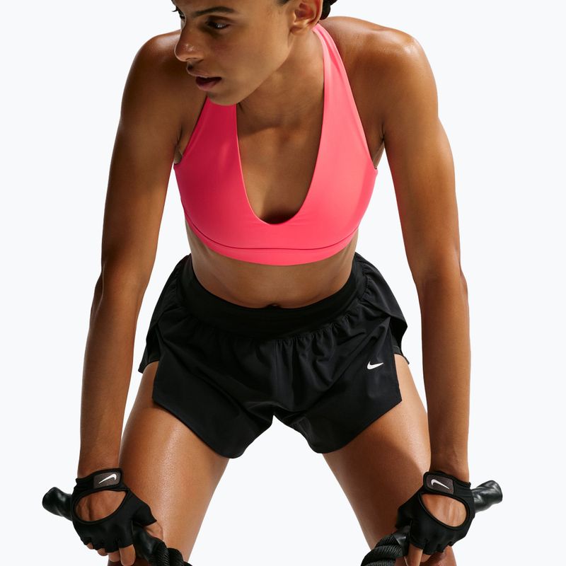 Biustonosz treningowy Nike Indy Strappy laser crimson/black 4