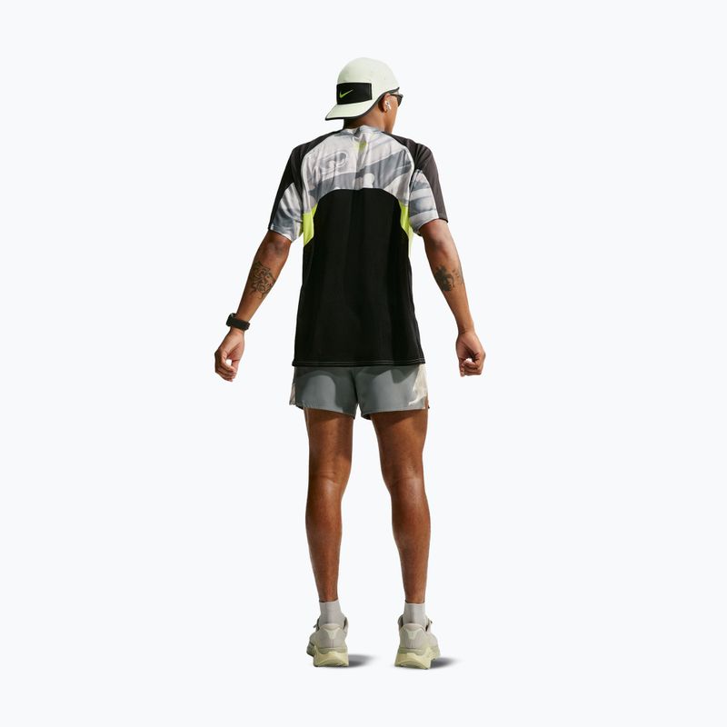 Koszulka do biegania męska Nike Dri-FIT Printed SS smoke grey/black/light lemon twist 3