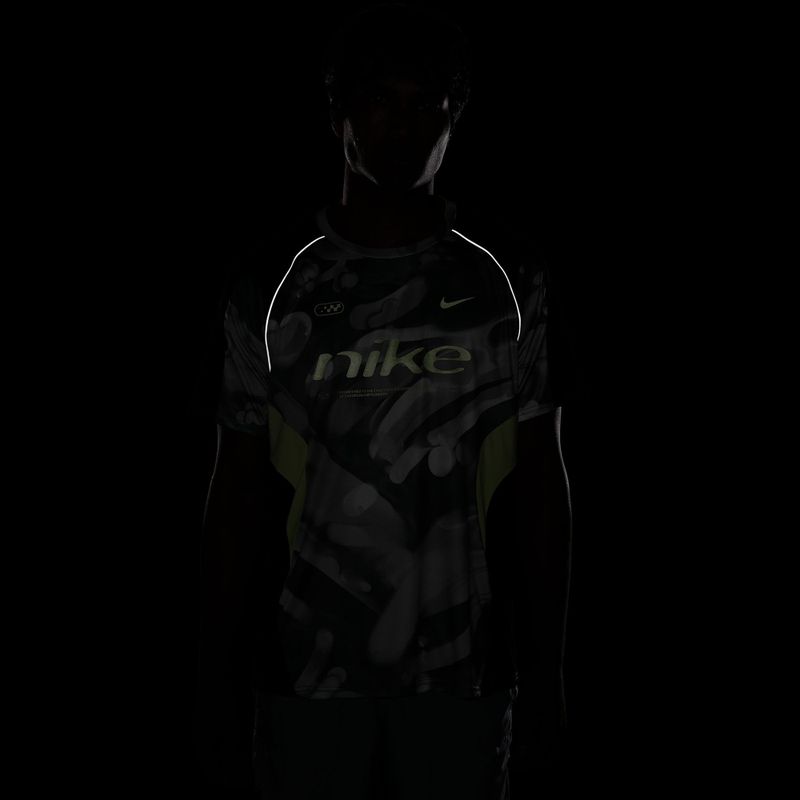 Koszulka do biegania męska Nike Dri-FIT Printed SS smoke grey/black/light lemon twist 7